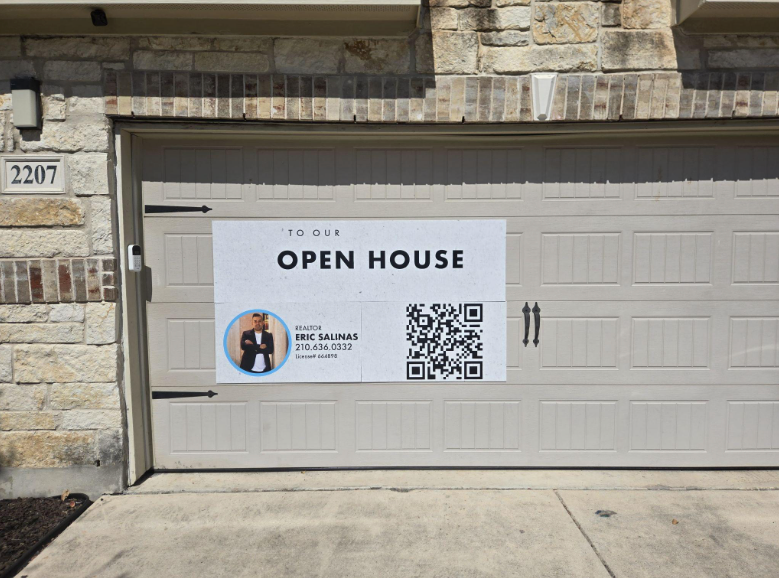 Realtor Display (4)